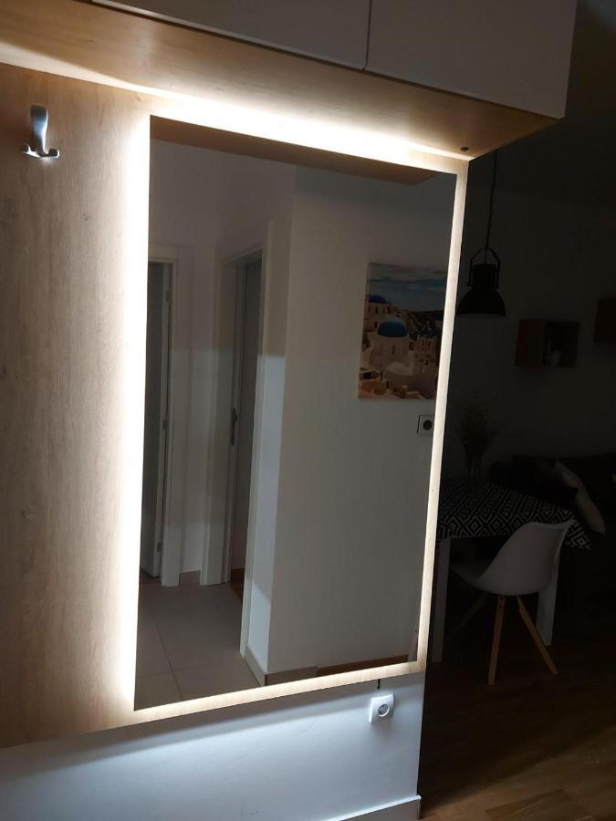 Center Firefly Gardens Apartment Novi Sad Exterior foto